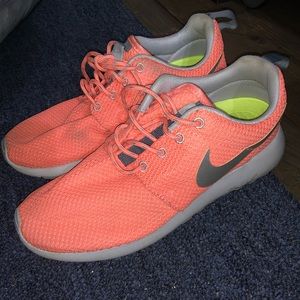 Nike Coral Rosherun